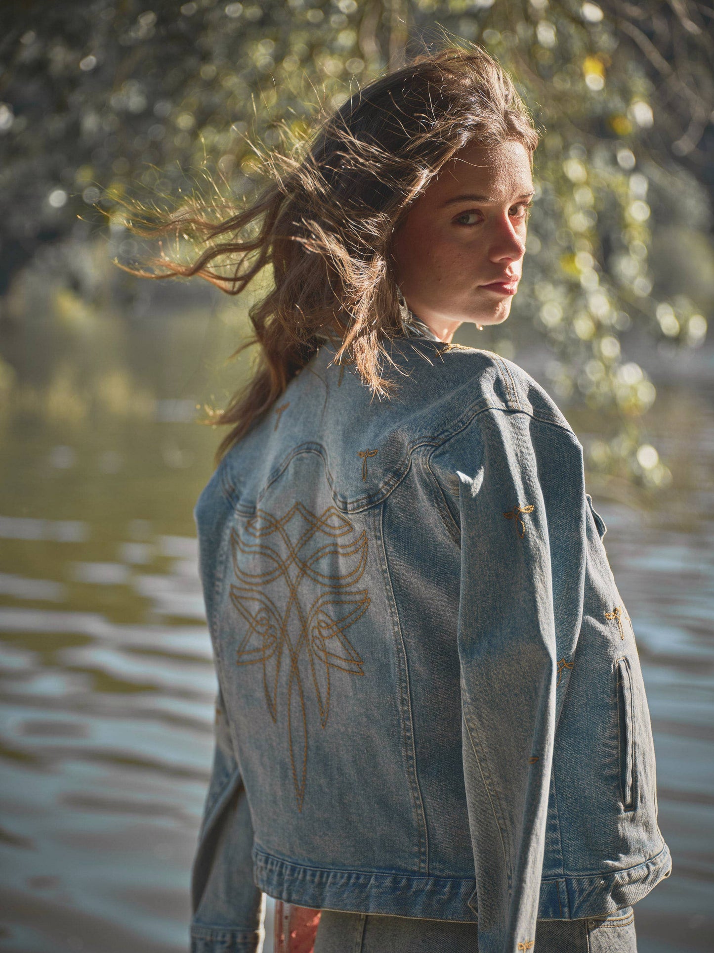 Blue B - 23144J - Boots Stitch Denim Trucker Jacket: MED WASH / L