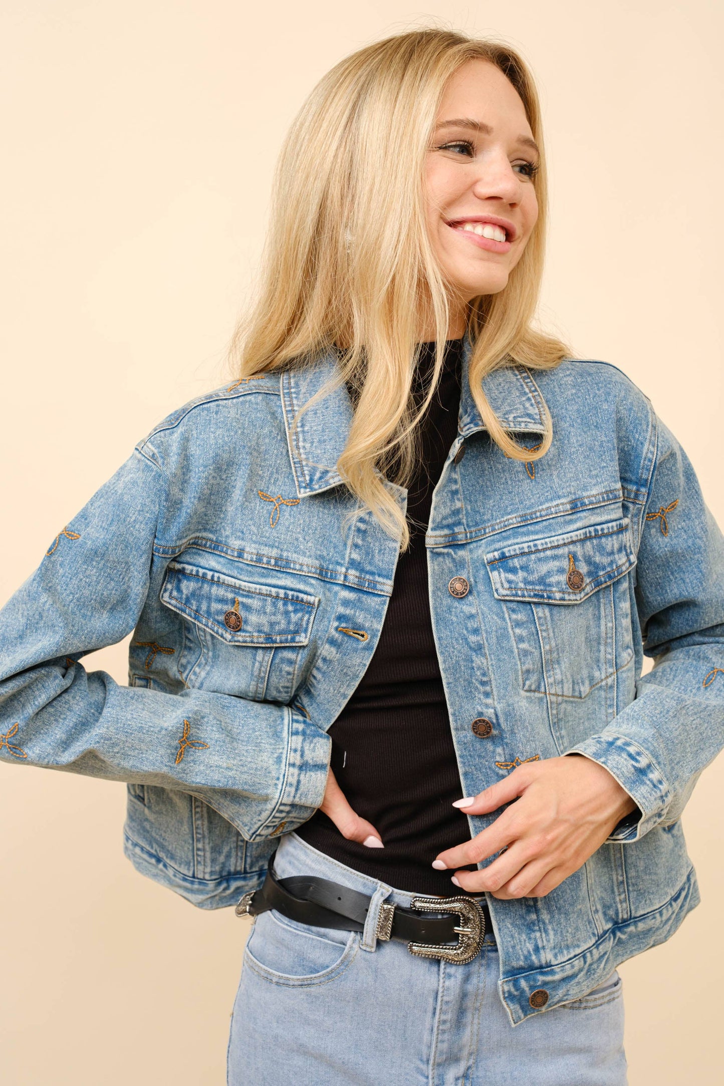 Blue B - 23144J - Boots Stitch Denim Trucker Jacket: MED WASH / M